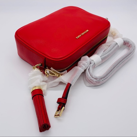 Michael Kors Jet Set Mid Camera Leather Bag - Picture 8 of 15